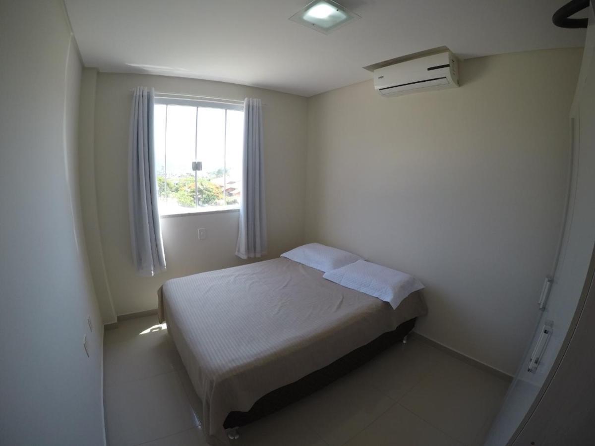 Apartamento 3 Quartos 8 Pessoas A 50 Mts Da Praia De Bombas, A 100M Da Passarela Do Ribeiro Bombinhas Extérieur photo